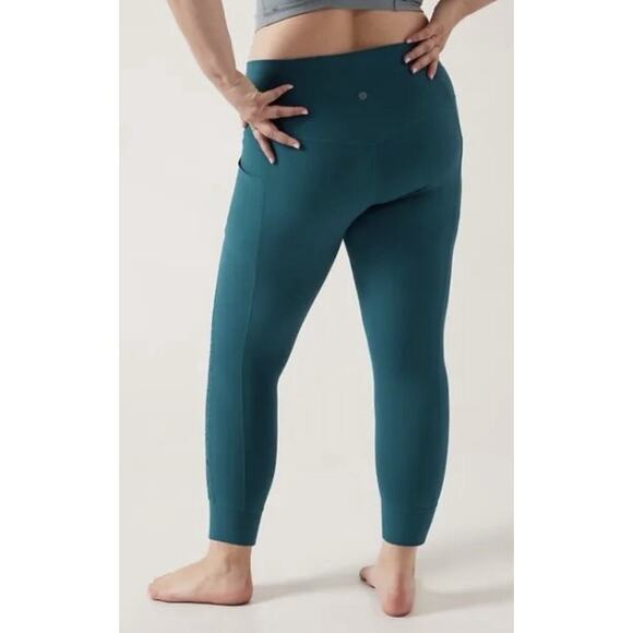 Athleta 3X Salutation Stash II Ruch Craft 7/8 Tight Dark Sardinia Blue NWT $119 - Picture 2 of 4